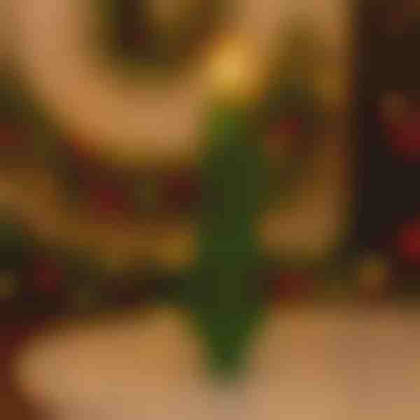 Трептяща празнична свещ без пламък | CANDLETREE